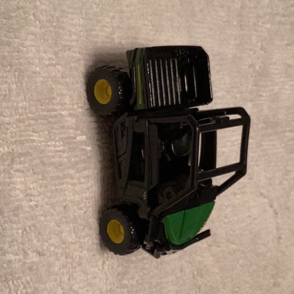 John Deere Gator